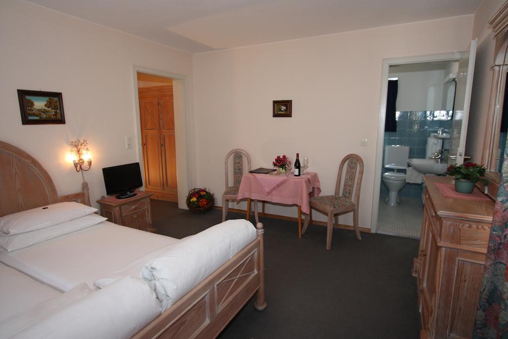 Haus Hollental Hotel Garmisch-Partenkirchen Quarto foto